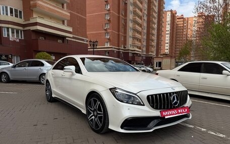 Mercedes-Benz CLS, 2015 год, 2 600 000 рублей, 40 фотография
