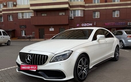 Mercedes-Benz CLS, 2015 год, 2 600 000 рублей, 29 фотография
