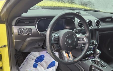 Ford Mustang VI рестайлинг, 2021 год, 4 700 000 рублей, 17 фотография