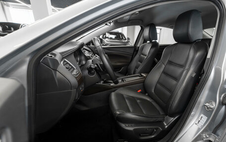 Mazda 6, 2017 год, 2 420 000 рублей, 9 фотография