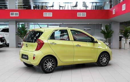 KIA Picanto II, 2011 год, 950 000 рублей, 2 фотография