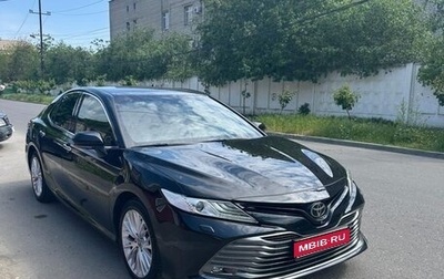 Toyota Camry, 2019 год, 3 150 000 рублей, 1 фотография