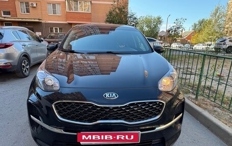 KIA Sportage IV рестайлинг, 2019 год, 2 000 000 рублей, 1 фотография