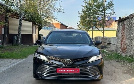 Toyota Camry, 2021 год, 3 170 000 рублей, 1 фотография