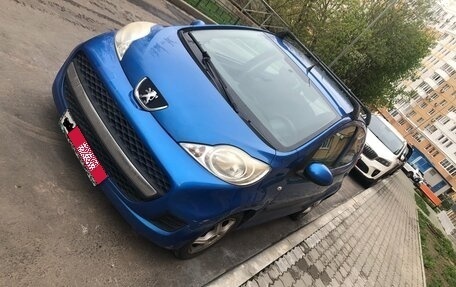 Peugeot 107 I рестайлинг, 2011 год, 390 000 рублей, 1 фотография