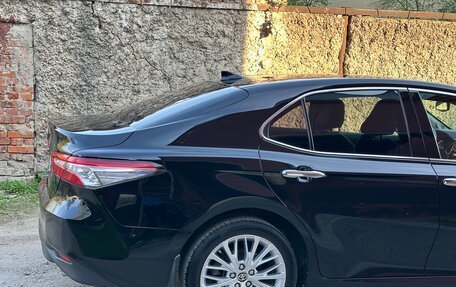Toyota Camry, 2021 год, 3 170 000 рублей, 8 фотография
