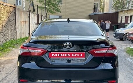 Toyota Camry, 2021 год, 3 170 000 рублей, 6 фотография