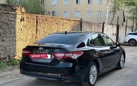 Toyota Camry, 2021 год, 3 170 000 рублей, 7 фотография
