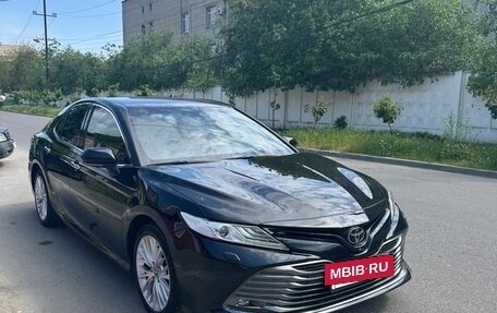 Toyota Camry, 2019 год, 3 150 000 рублей, 3 фотография