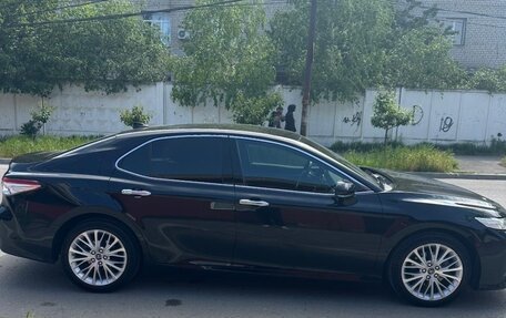 Toyota Camry, 2019 год, 3 150 000 рублей, 12 фотография