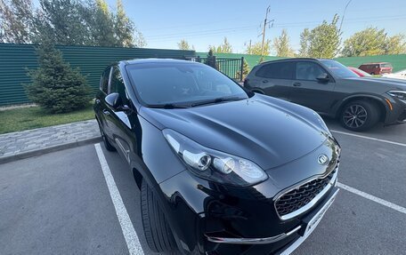 KIA Sportage IV рестайлинг, 2019 год, 2 000 000 рублей, 3 фотография