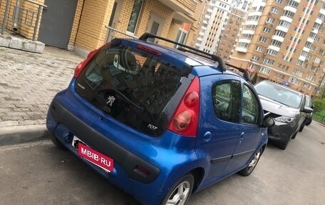 Peugeot 107 I рестайлинг, 2011 год, 390 000 рублей, 2 фотография