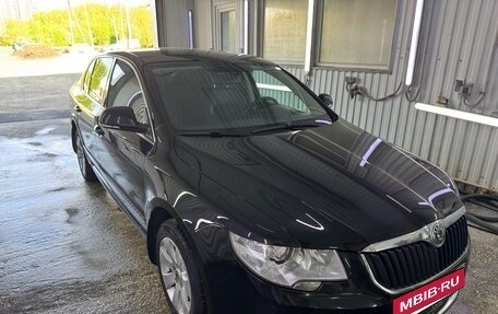 Skoda Superb III рестайлинг, 2011 год, 790 000 рублей, 7 фотография