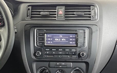 Volkswagen Jetta VI, 2014 год, 1 050 000 рублей, 15 фотография