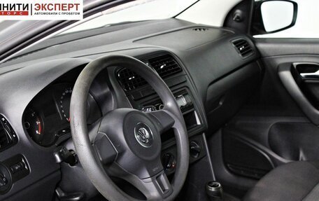 Volkswagen Polo VI (EU Market), 2011 год, 657 000 рублей, 10 фотография