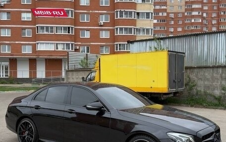Mercedes-Benz E-Класс, 2016 год, 2 870 000 рублей, 3 фотография