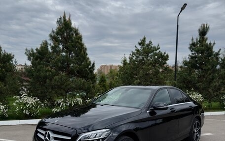 Mercedes-Benz C-Класс, 2018 год, 3 300 000 рублей, 1 фотография