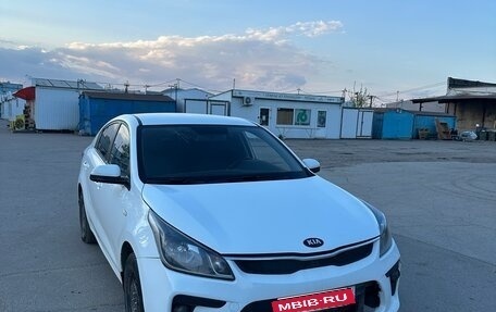 KIA Rio IV, 2018 год, 1 100 000 рублей, 1 фотография