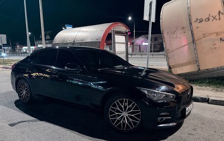 Infiniti Q50 I рестайлинг, 2014 год, 1 350 000 рублей, 3 фотография