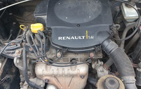 Renault Logan I, 2011 год, 350 000 рублей, 21 фотография