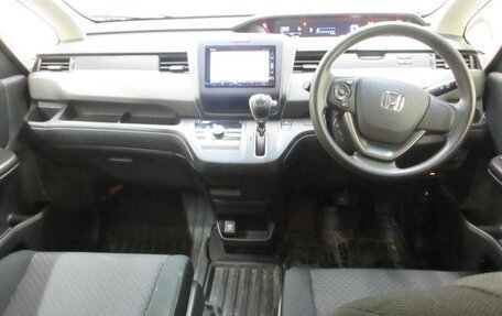 Honda Freed II, 2018 год, 965 000 рублей, 26 фотография