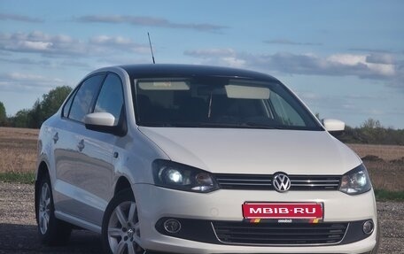 Volkswagen Polo VI (EU Market), 2012 год, 830 000 рублей, 1 фотография