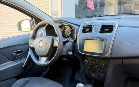 Renault Sandero II рестайлинг, 2015 год, 740 000 рублей, 14 фотография