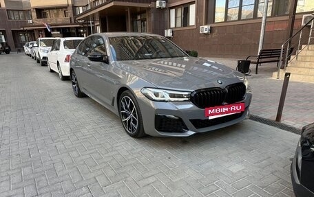 BMW 5 серия, 2020 год, 6 390 000 рублей, 2 фотография