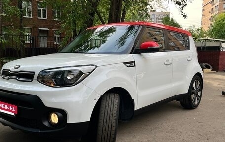 KIA Soul II рестайлинг, 2018 год, 1 730 000 рублей, 2 фотография