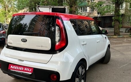 KIA Soul II рестайлинг, 2018 год, 1 730 000 рублей, 4 фотография