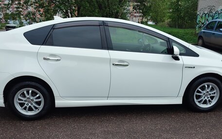 Toyota Prius, 2012 год, 1 180 000 рублей, 10 фотография