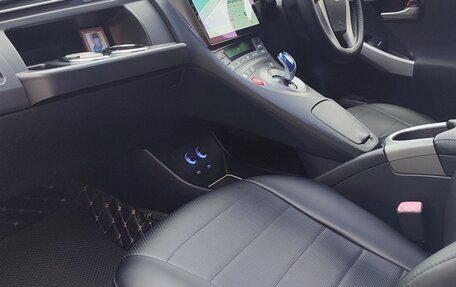 Toyota Prius, 2012 год, 1 180 000 рублей, 12 фотография