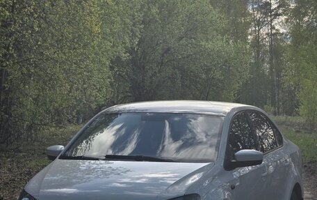Volkswagen Polo VI (EU Market), 2012 год, 830 000 рублей, 2 фотография
