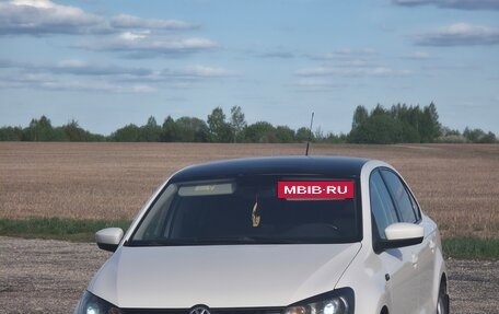 Volkswagen Polo VI (EU Market), 2012 год, 830 000 рублей, 3 фотография
