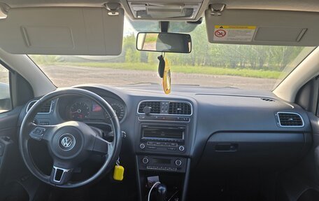 Volkswagen Polo VI (EU Market), 2012 год, 830 000 рублей, 12 фотография
