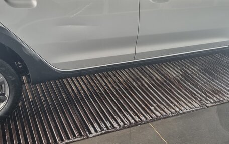 Renault Logan II, 2019 год, 1 200 000 рублей, 10 фотография