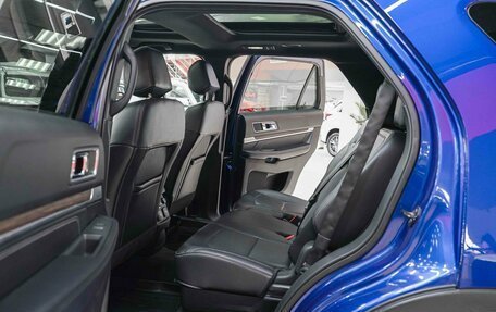 Ford Explorer VI, 2017 год, 2 550 000 рублей, 9 фотография