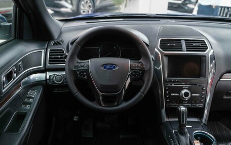 Ford Explorer VI, 2017 год, 2 550 000 рублей, 16 фотография