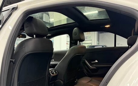 Mercedes-Benz A-Класс, 2022 год, 2 039 000 рублей, 7 фотография