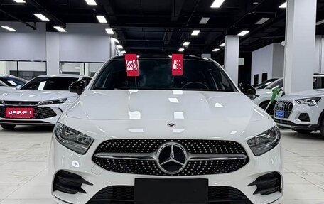 Mercedes-Benz A-Класс, 2022 год, 2 039 000 рублей, 2 фотография