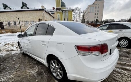 Toyota Avensis III рестайлинг, 2010 год, 790 000 рублей, 2 фотография