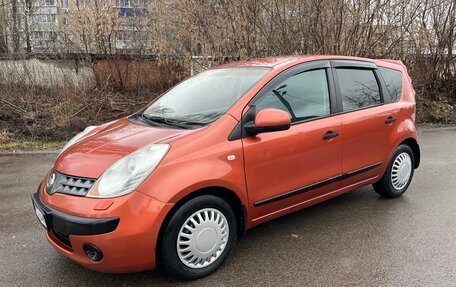 Nissan Note II рестайлинг, 2006 год, 400 000 рублей, 2 фотография