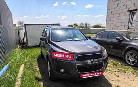 Chevrolet Captiva I, 2012 год, 1 325 000 рублей, 2 фотография