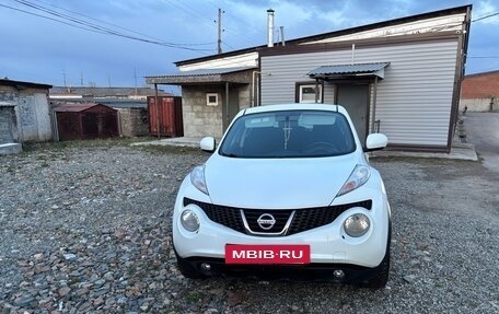 Nissan Juke II, 2013 год, 900 000 рублей, 4 фотография