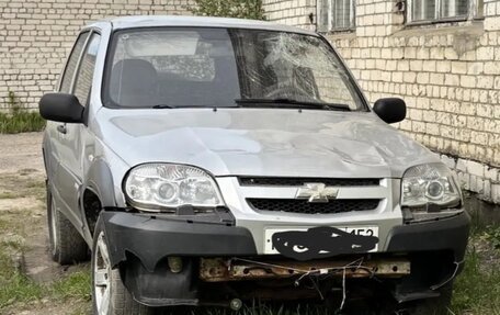 Chevrolet Niva I рестайлинг, 2011 год, 250 000 рублей, 1 фотография