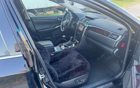 Toyota Camry, 2016 год, 1 670 000 рублей, 5 фотография