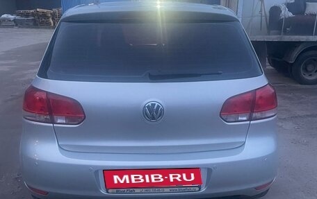 Volkswagen Golf VI, 2011 год, 700 000 рублей, 1 фотография