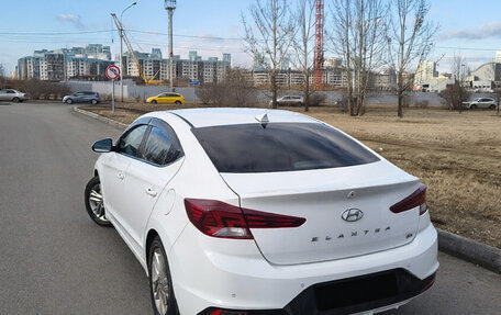 Hyundai Elantra VI рестайлинг, 2019 год, 1 500 000 рублей, 2 фотография