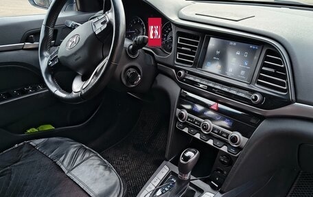 Hyundai Elantra VI рестайлинг, 2019 год, 1 500 000 рублей, 3 фотография