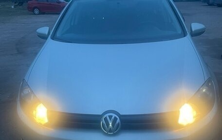 Volkswagen Golf VI, 2011 год, 700 000 рублей, 2 фотография